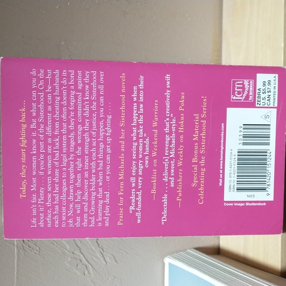Set of 5 Paperback Novels: Sparks, Michaels, Kramer, Hannon, Quick - Picture 7 of 12